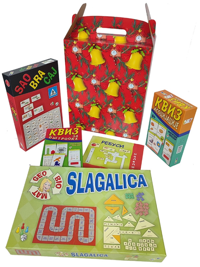 NOVOGODIŠNJI PAKETIĆ U KUTIJI 7+ god. za 2625,70 din