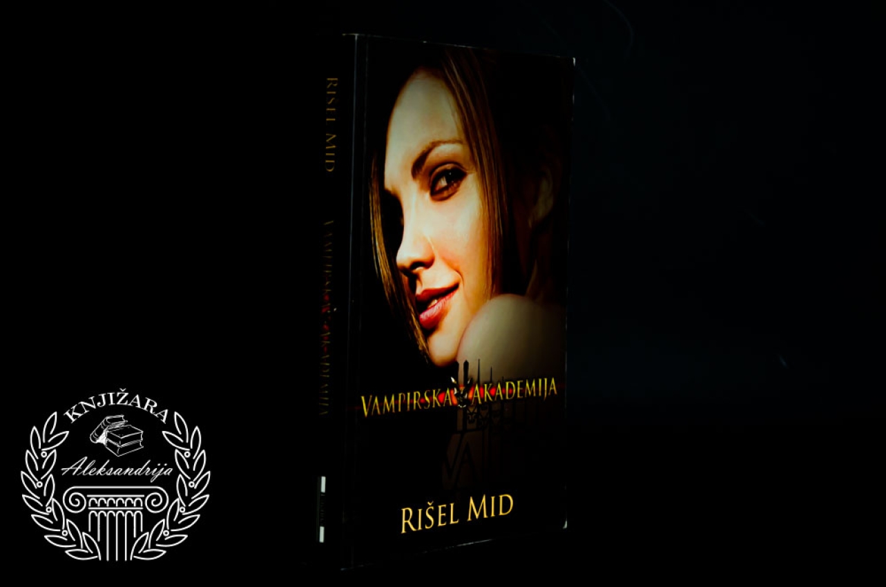 VAMPIRSKA AKADEMIJA - Rišel Mid 
