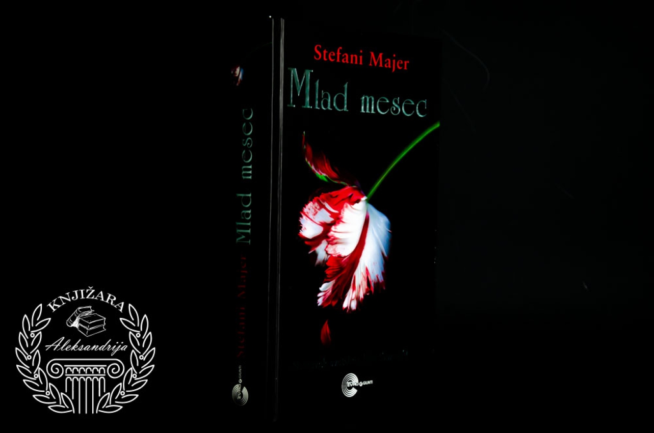 MLAD MESEC - Stefani Majer 
